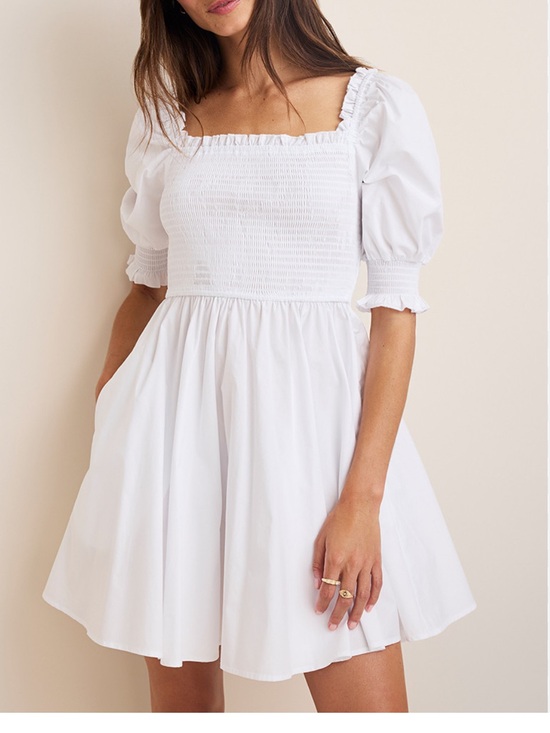 Francesca's Collections Dresses & Skirts - Francesca’s white smock mini dress size Medium NWT